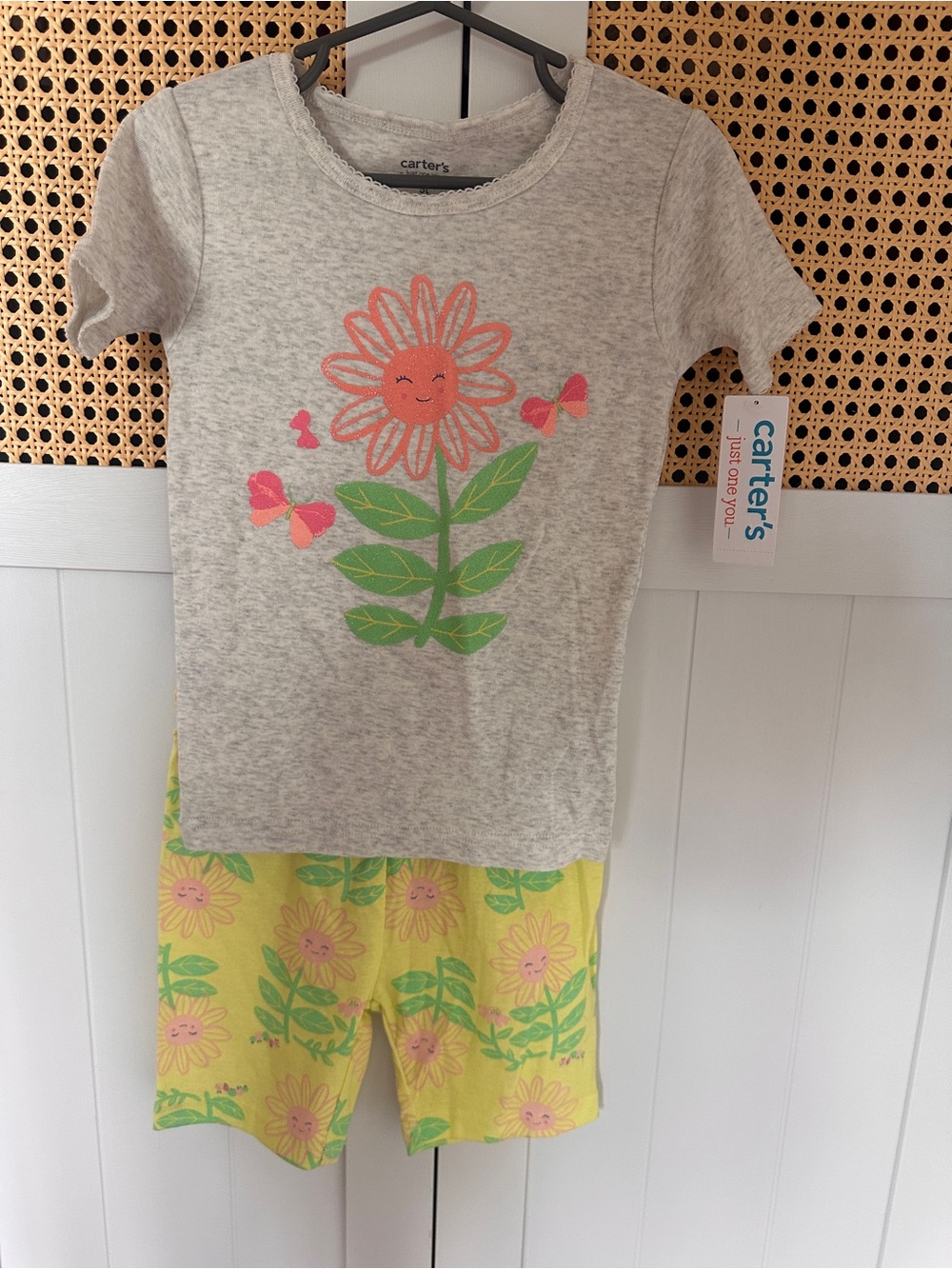 *NWT* Carter's Girls' Gray & Yellow Flower Short Pajama Set